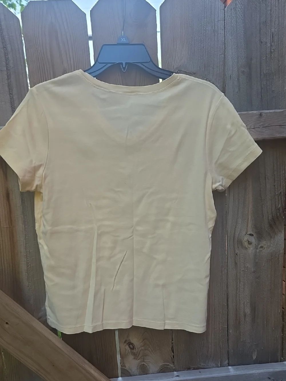Ywllow Tee - Picture 3 of 3